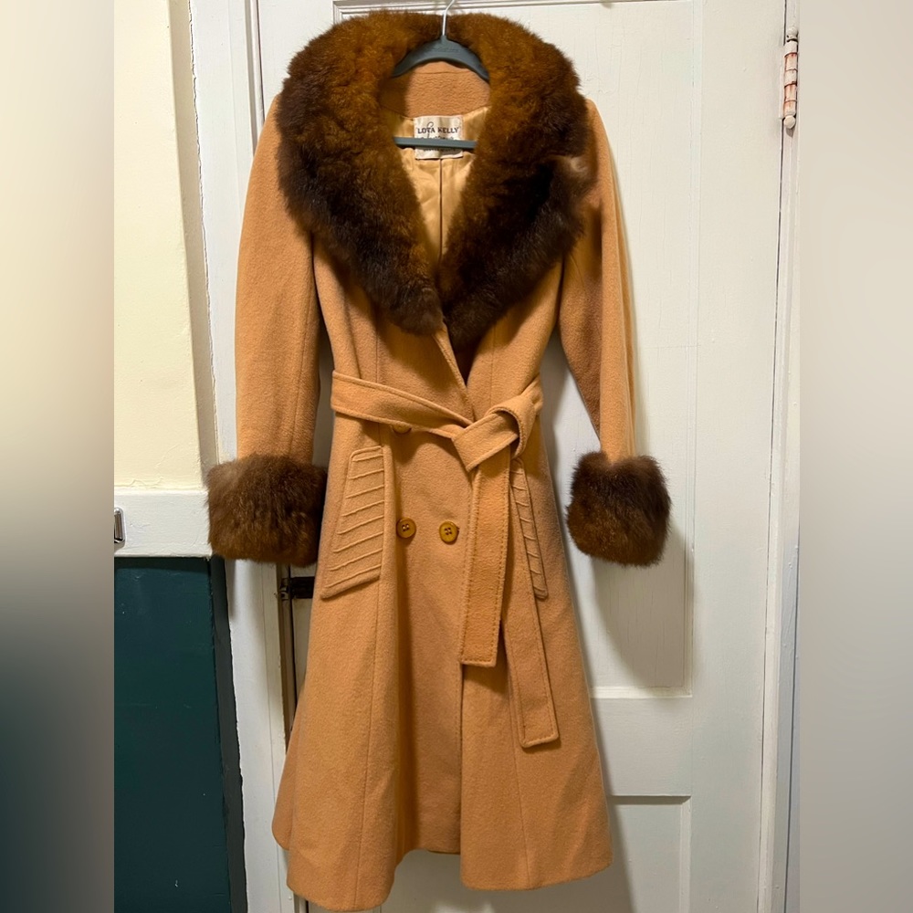 Vintage Real wool fur trim coat size S/M?